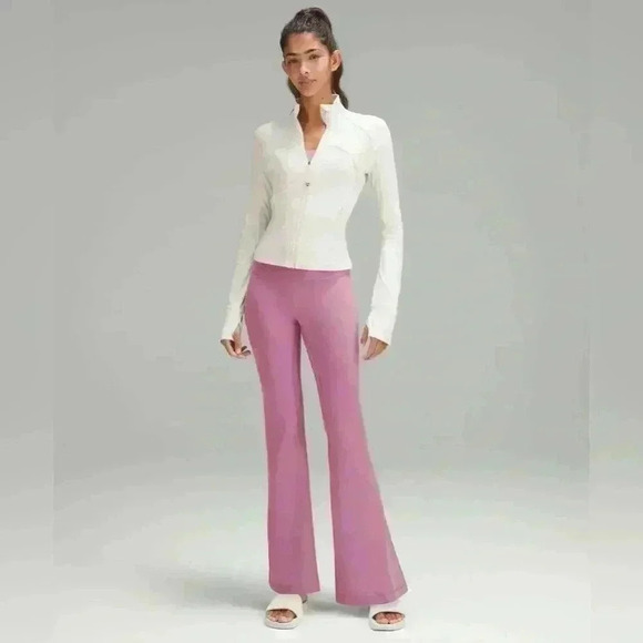 Lululemon Align Low-Rise Flared Pant 32.5" - Picture 3 of 5